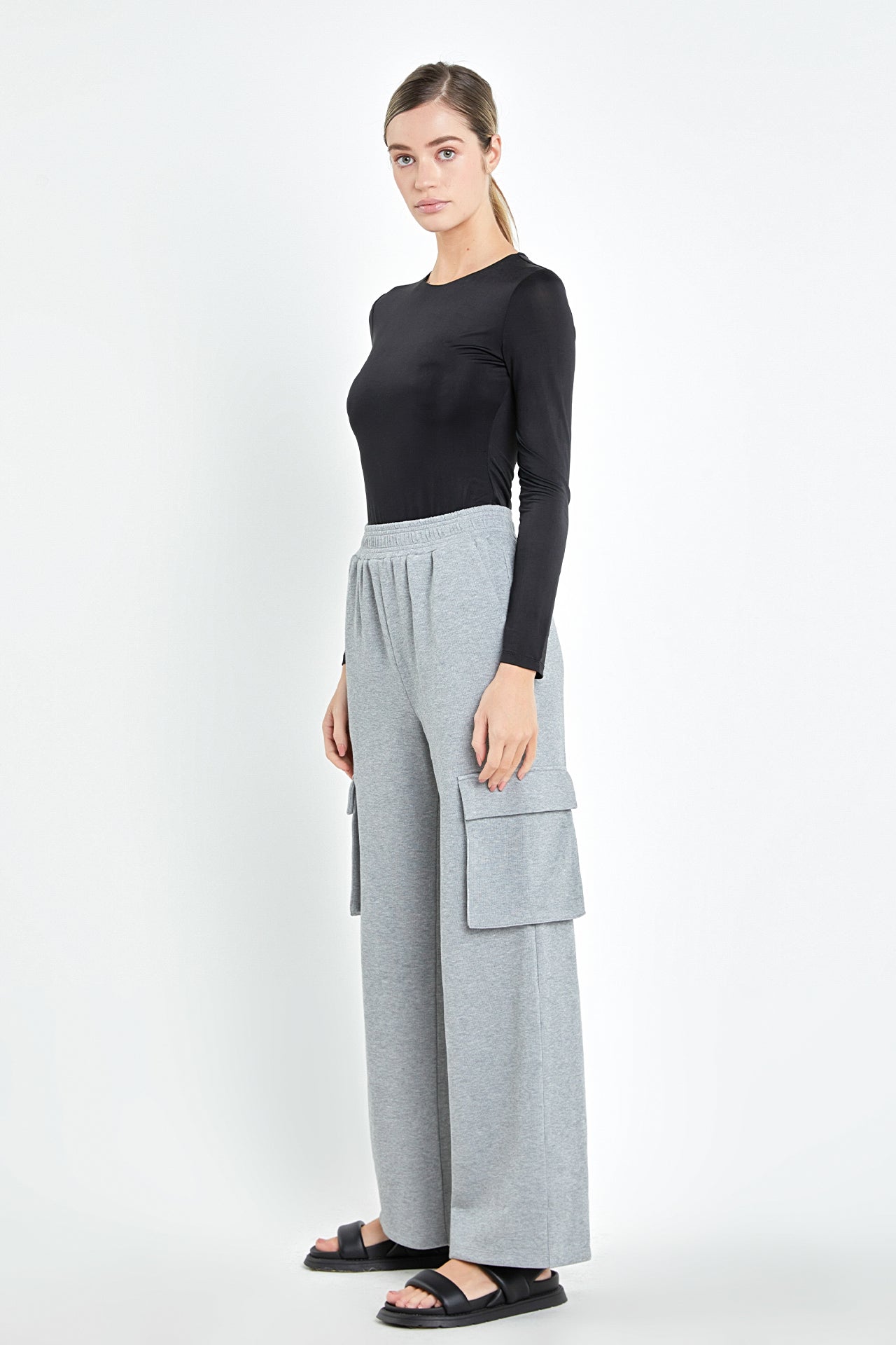 Wide Knit Pants with Pockets