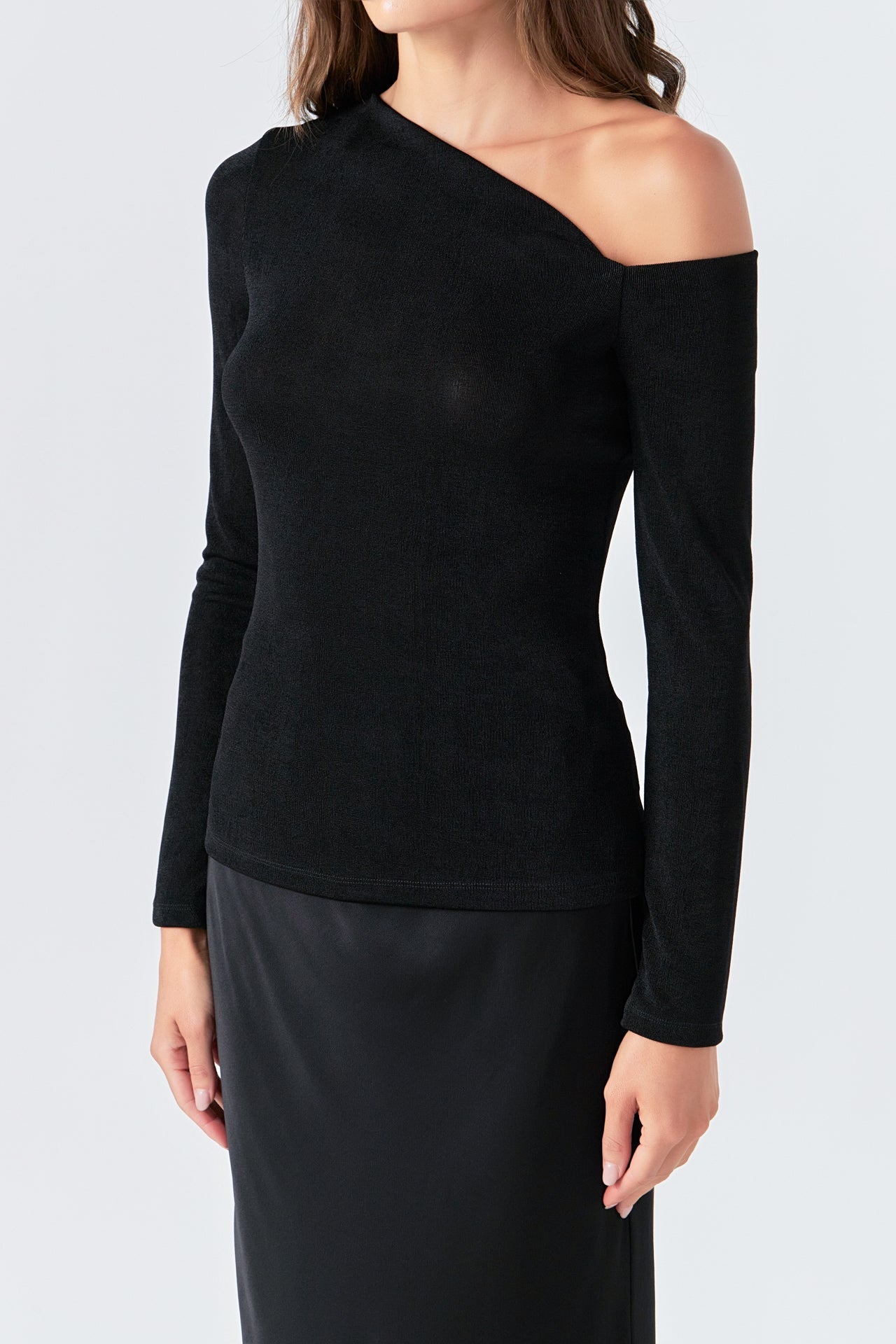 Asymmetric Shoulder Top