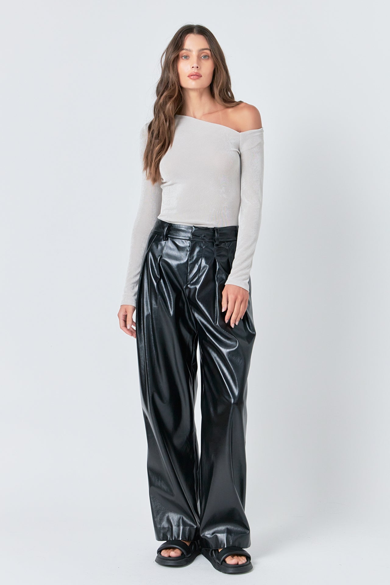 Asymmetric Shoulder Top