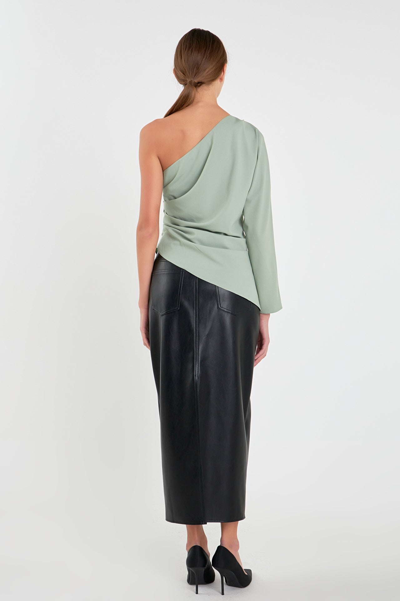 Asymmetric Ruched Top
