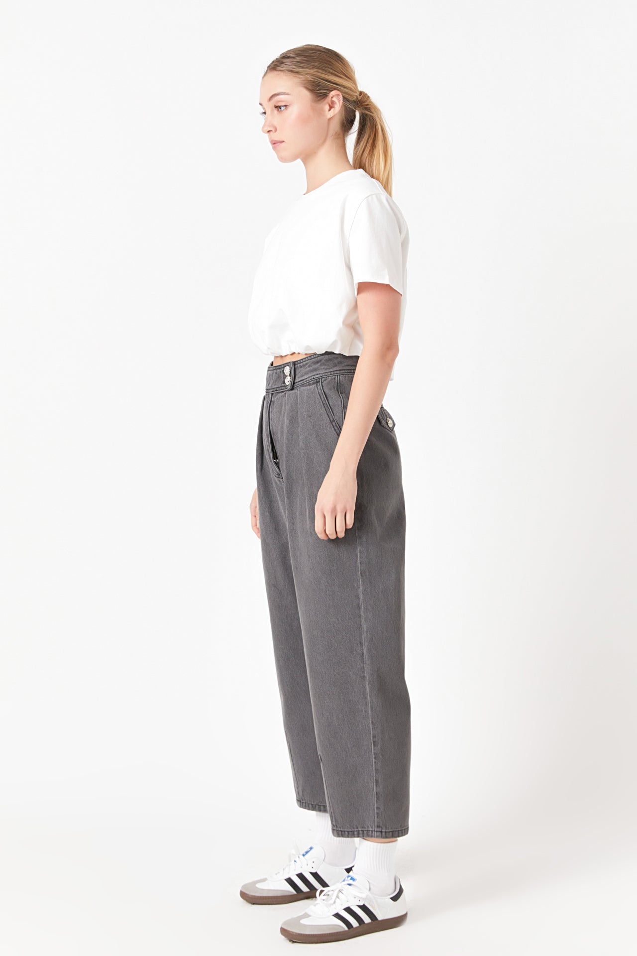 Cropped Top with Elastic Band