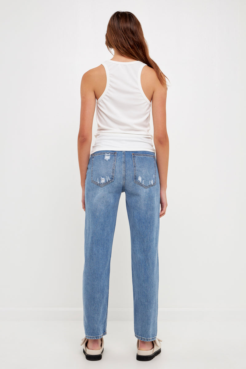 Vaqueros rectos desgastados