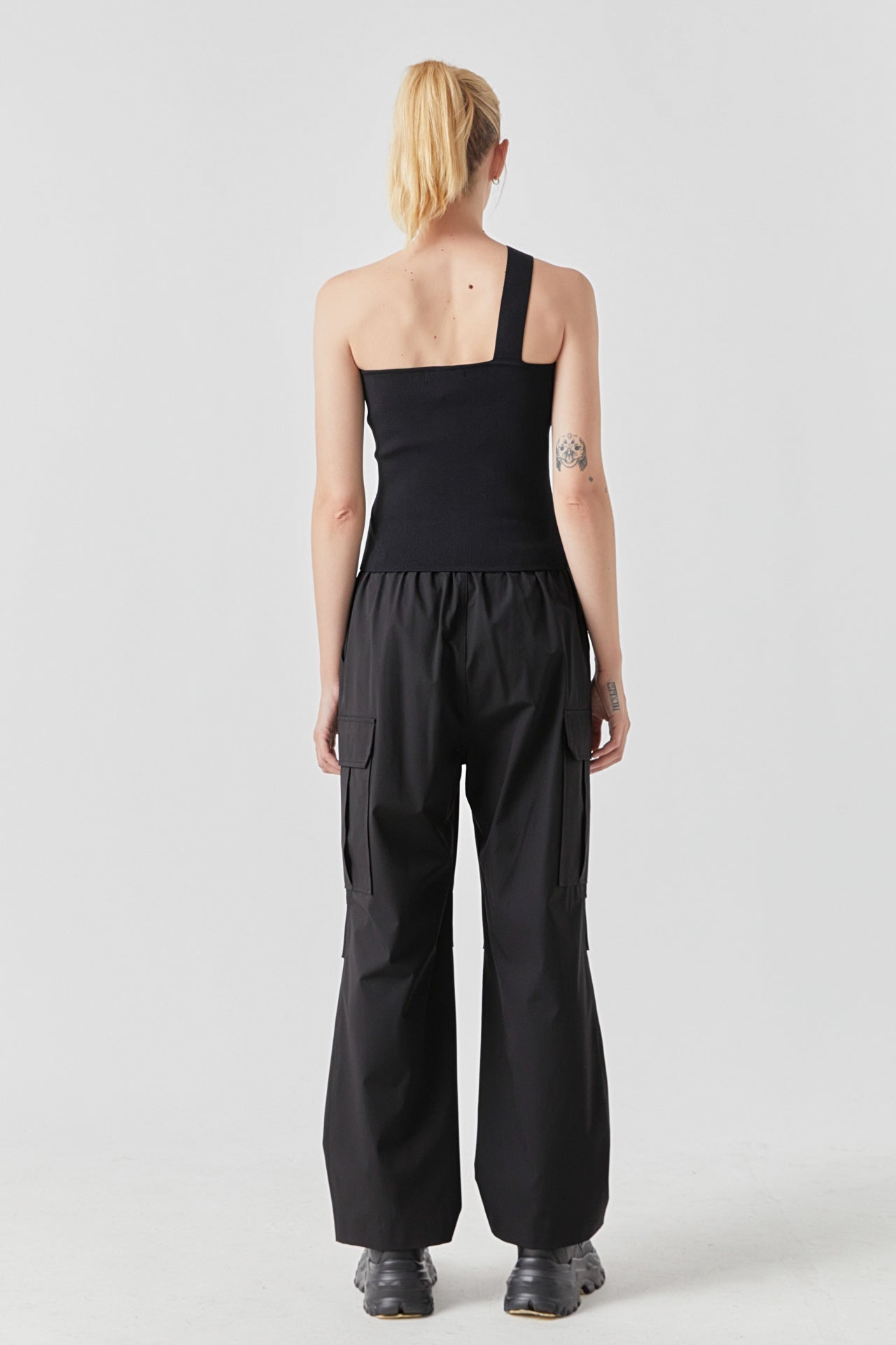 Asymmetrical One-Shoulder Knit Tank Top