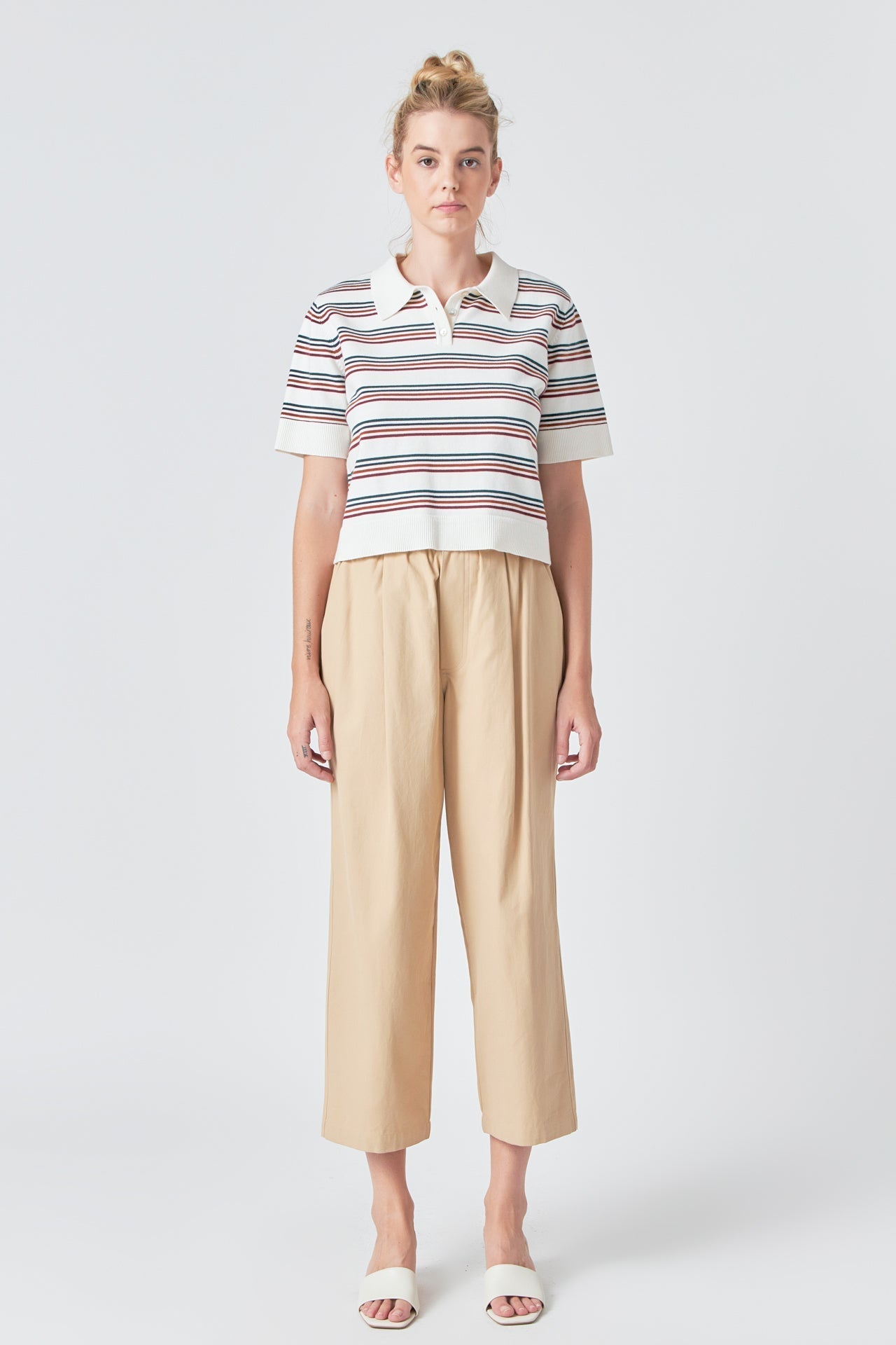 Wide Fit Cropped Pants