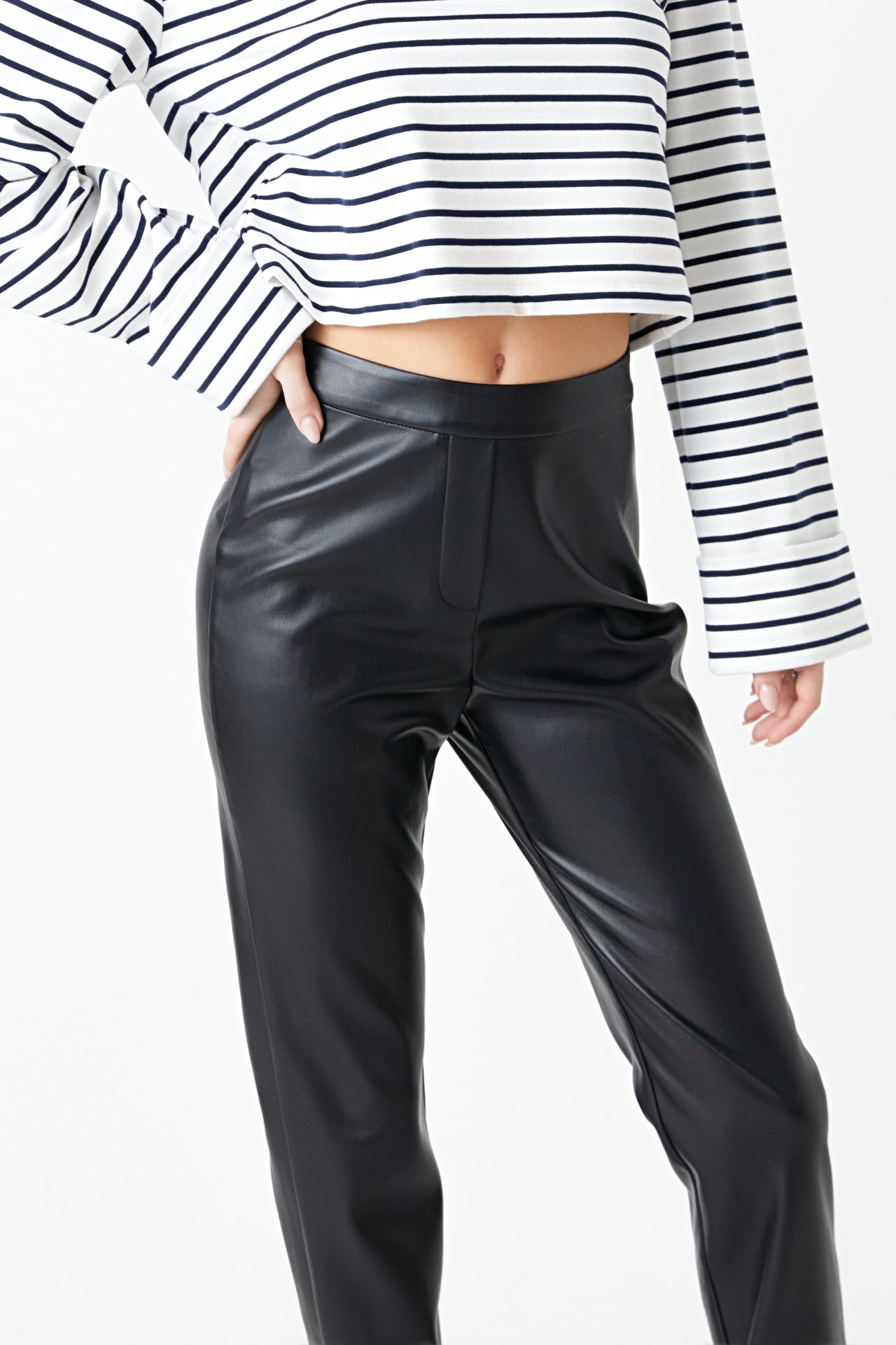 Pu Slit Leggings