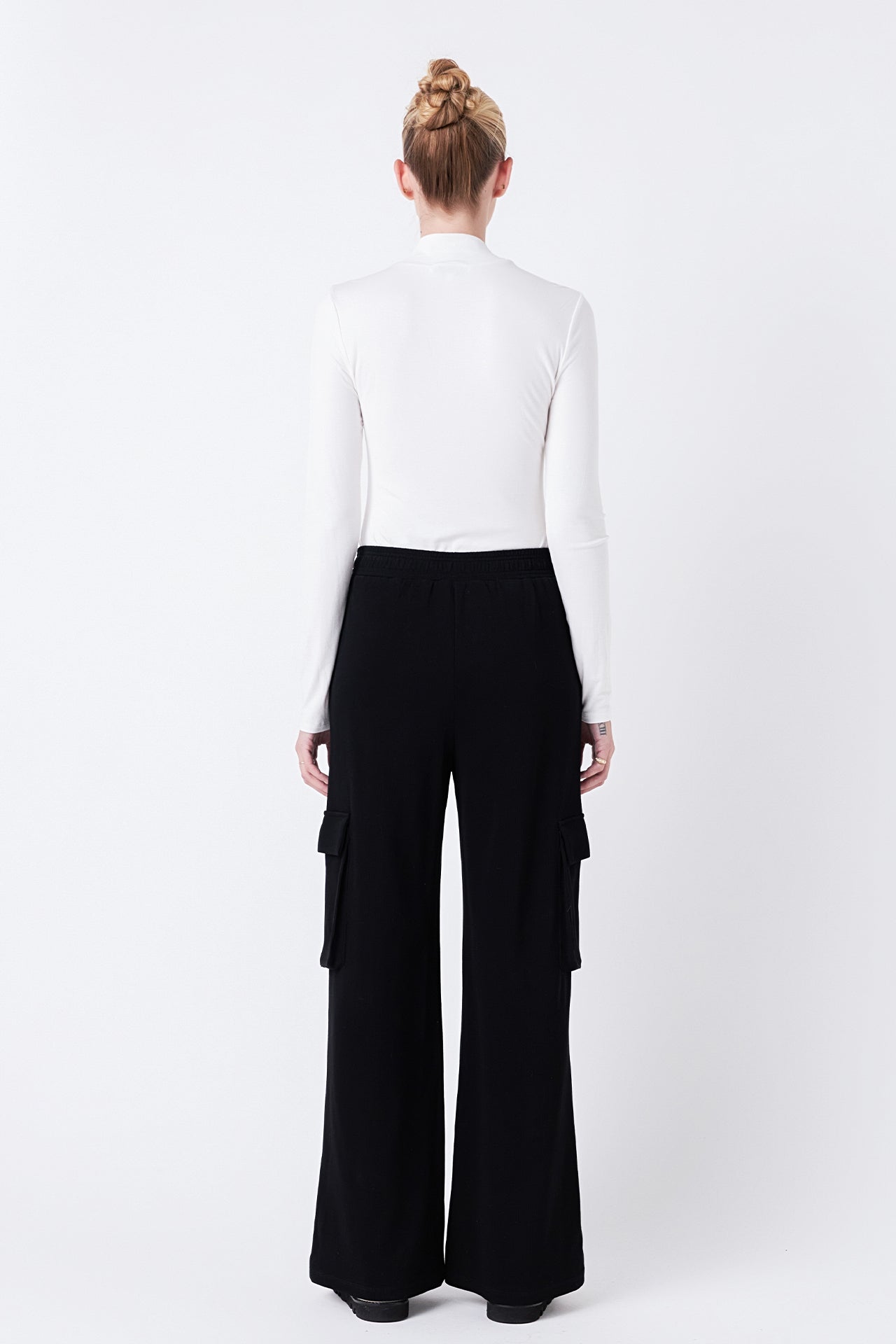Wide Knit Pants with Pockets