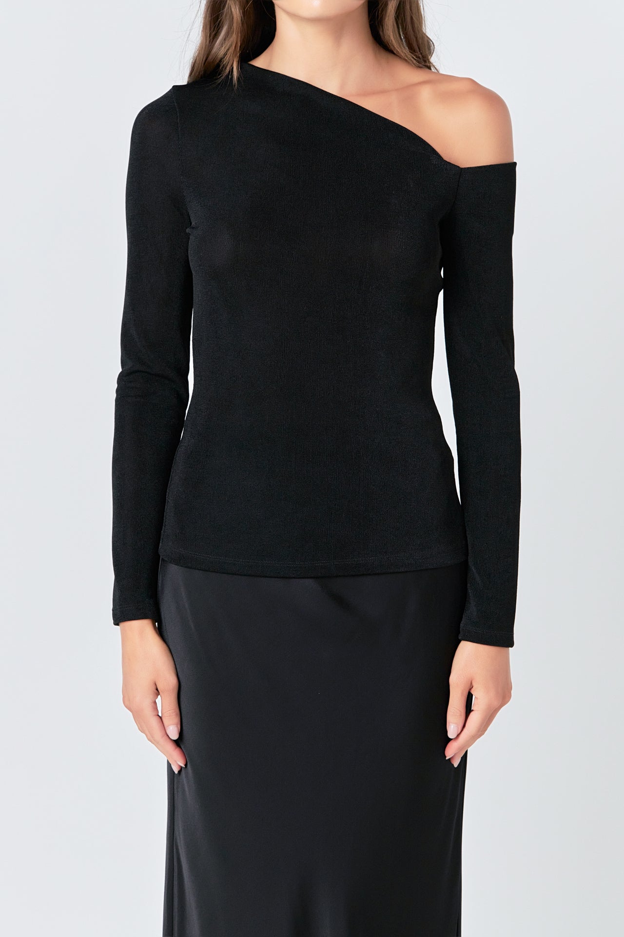 Asymmetric Shoulder Top