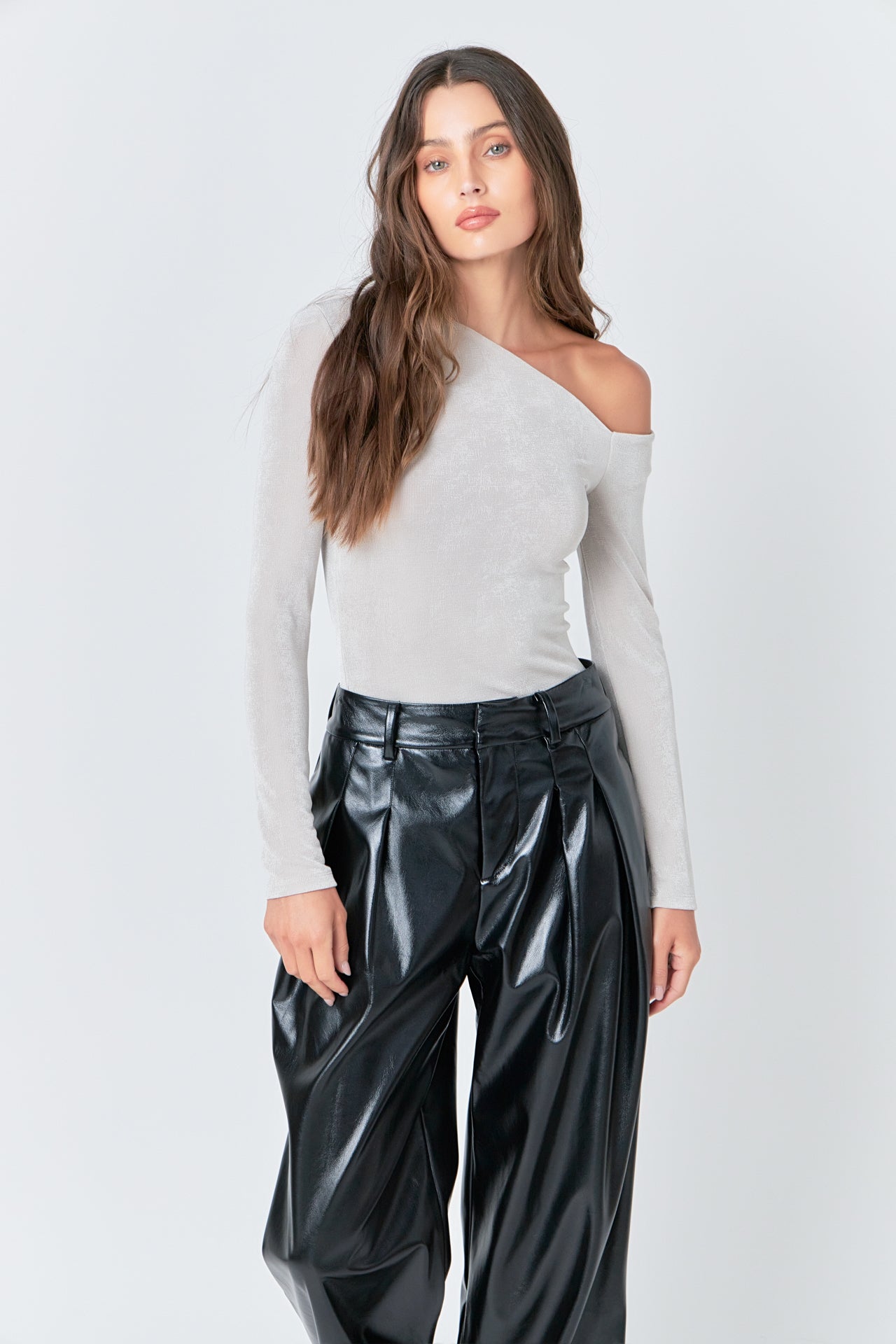 Asymmetric Shoulder Top