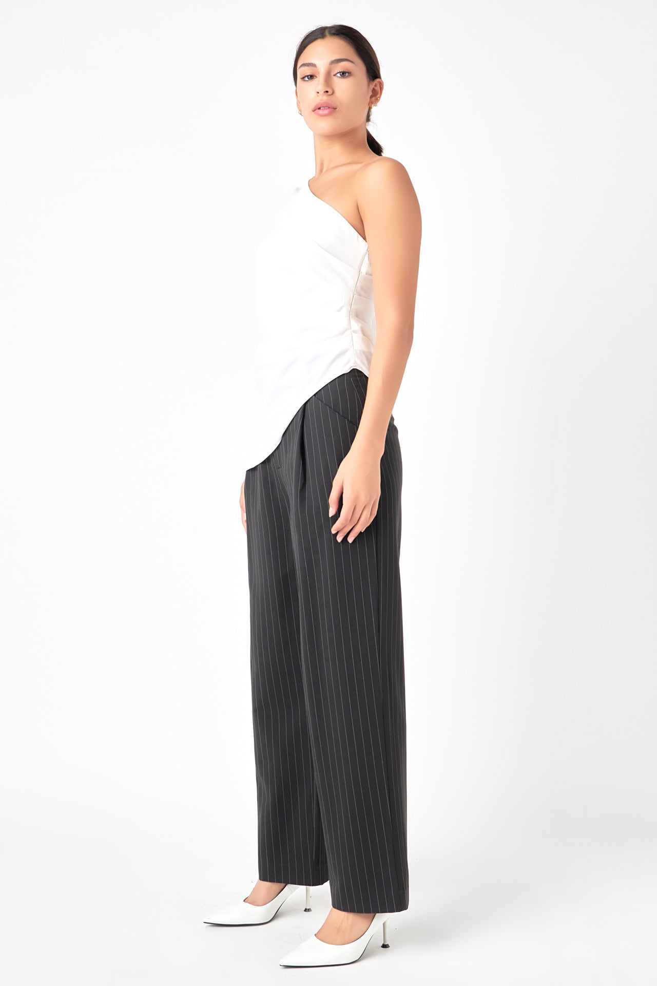 Asymmetric Ruched Top