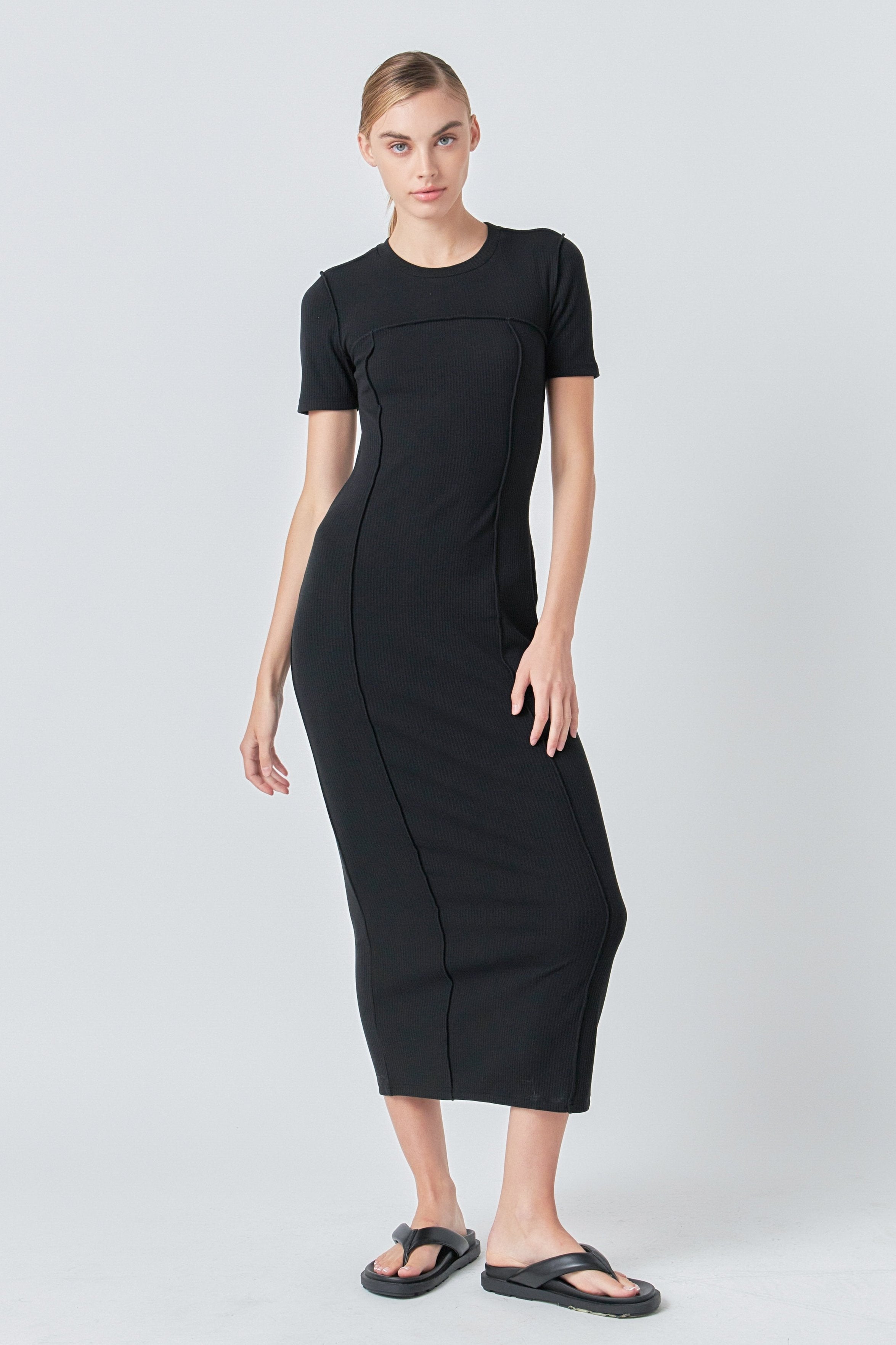 Overlock Piping Knit Maxi Dress