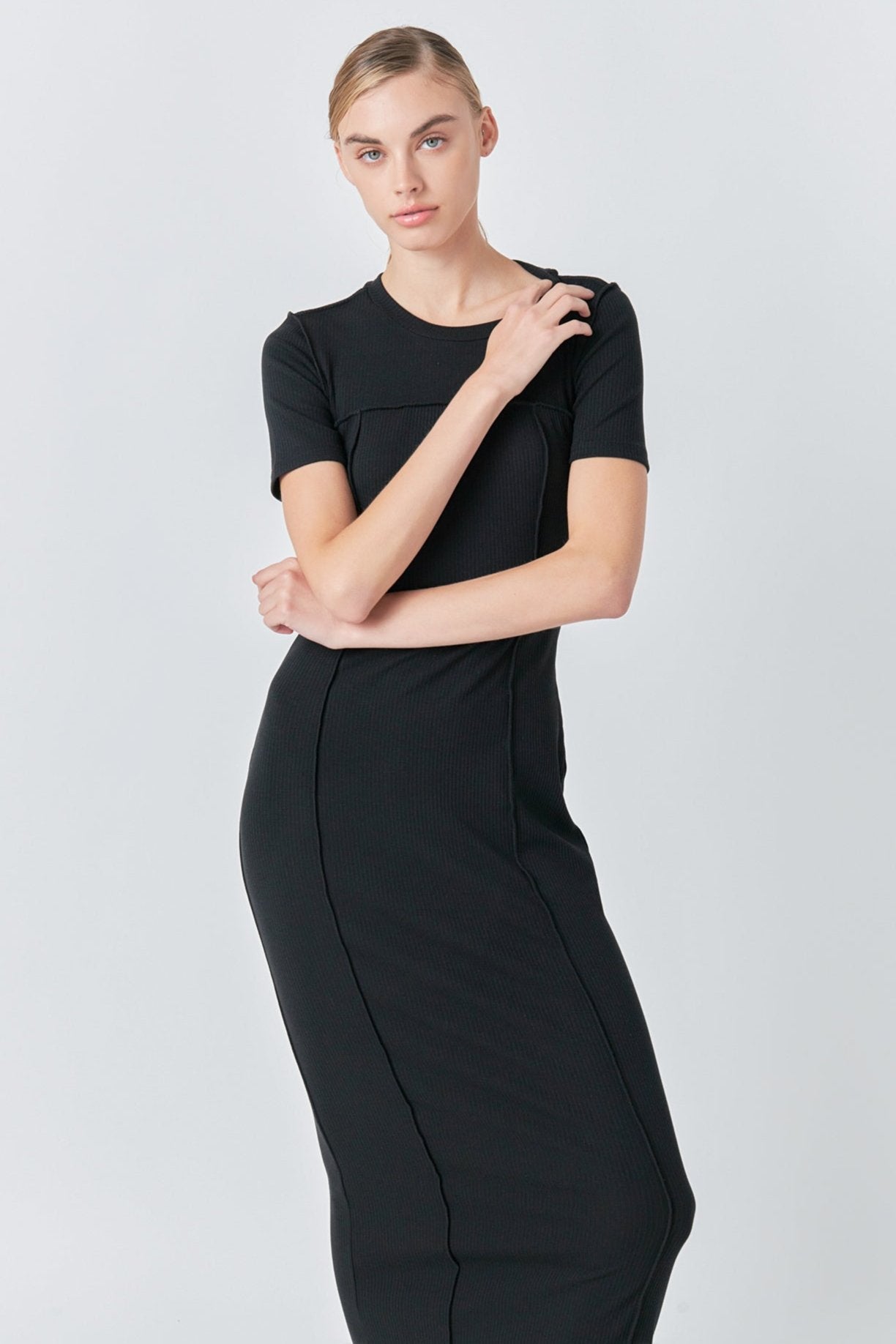 Overlock Piping Knit Maxi Dress