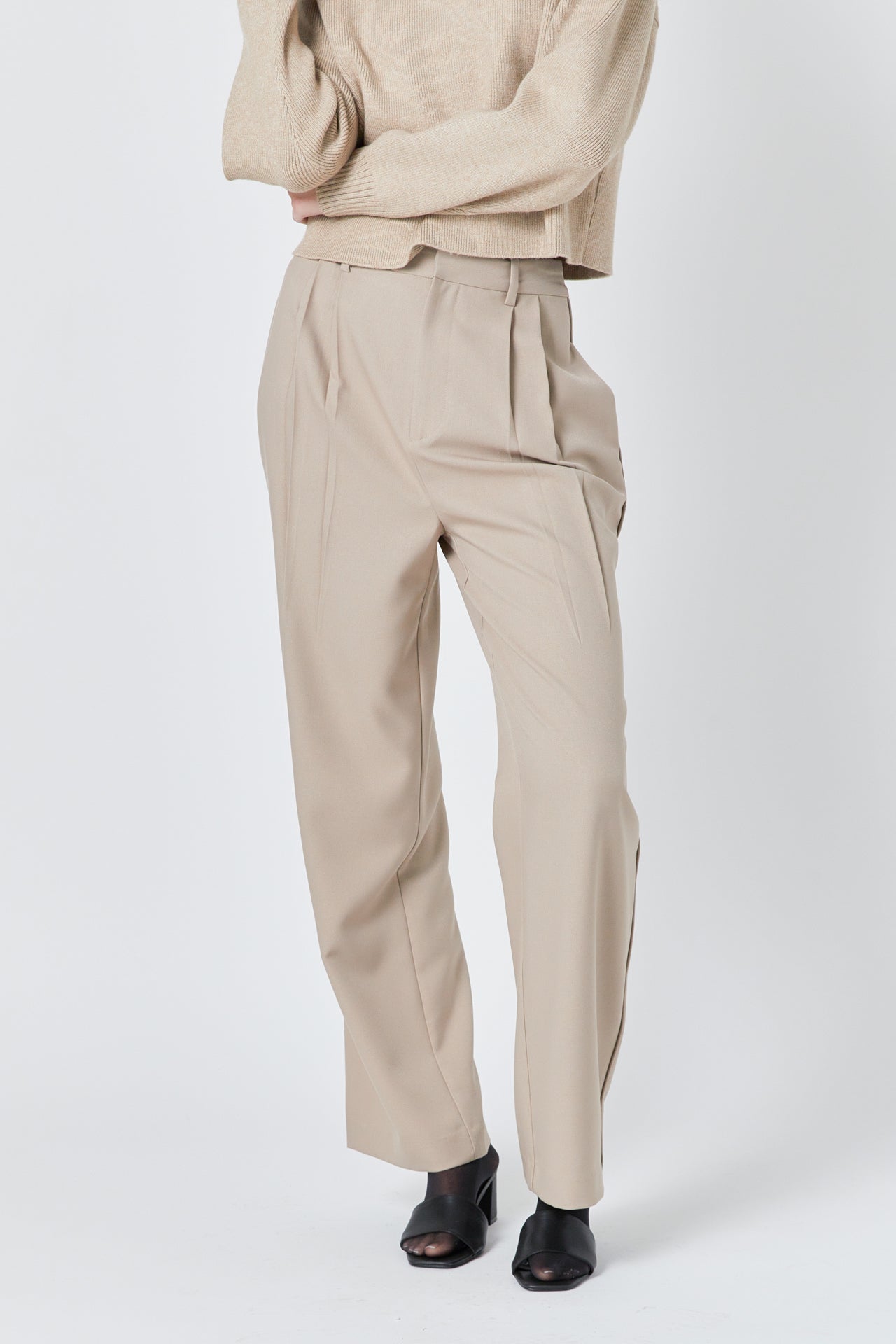 Pleated Wide Trousers