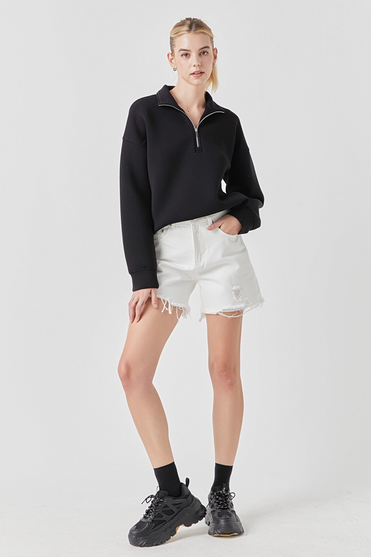 디스트로이드 헴 데님 쇼츠