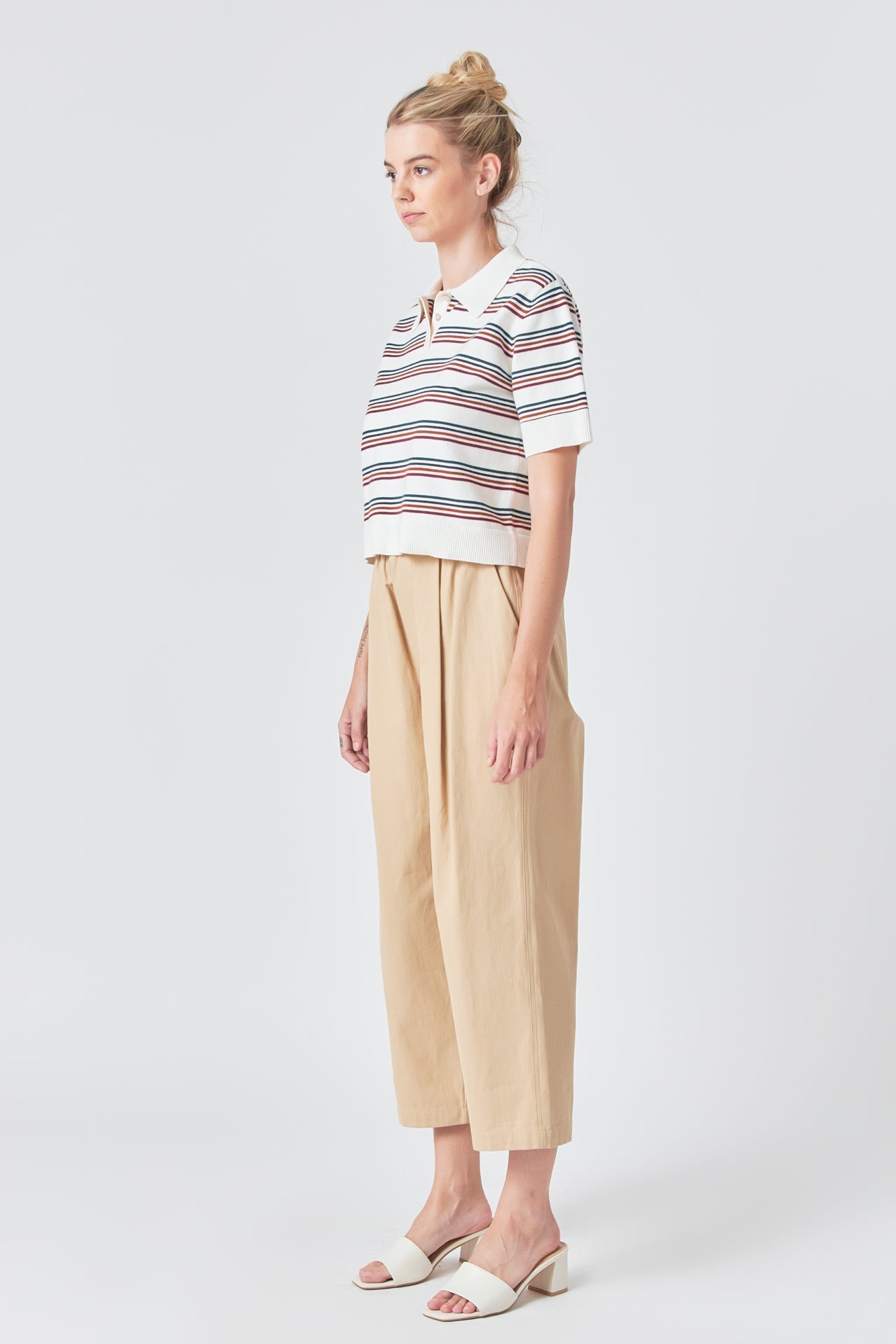 Wide Fit Cropped Pants