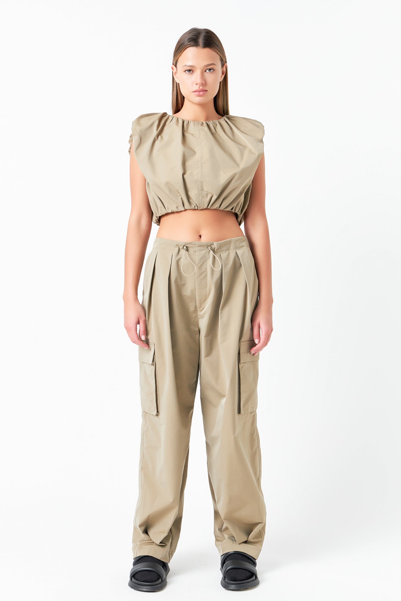 Low Waisted Pleated Cargo Pants
