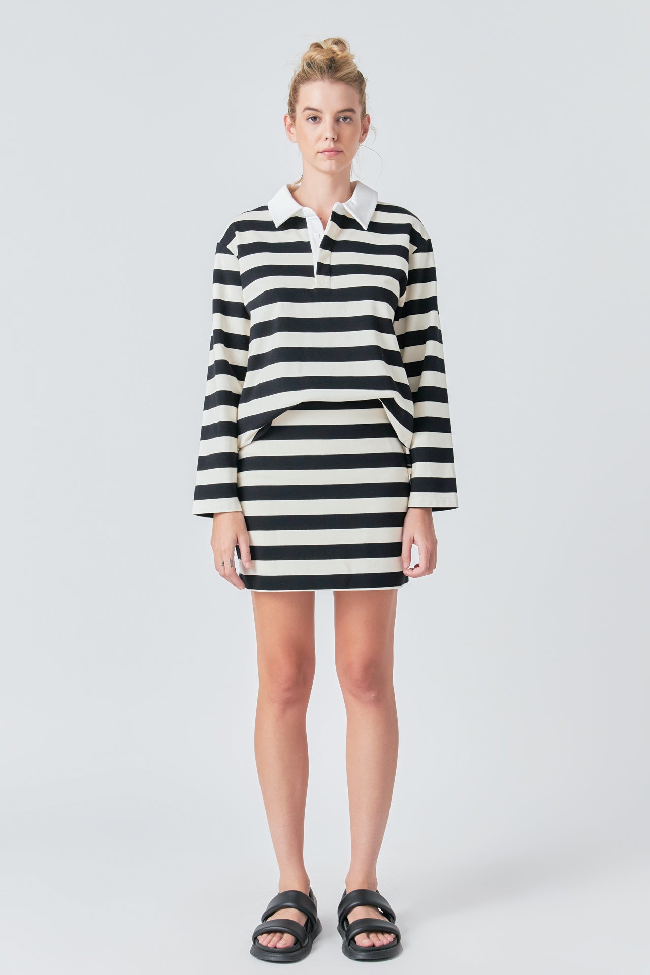 Stripe Collar Sweatshirt