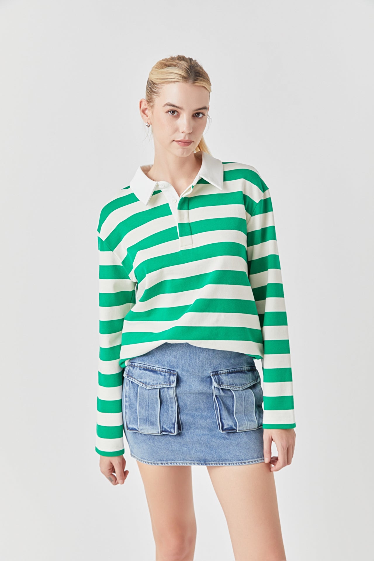 Stripe Collar Sweatshirt