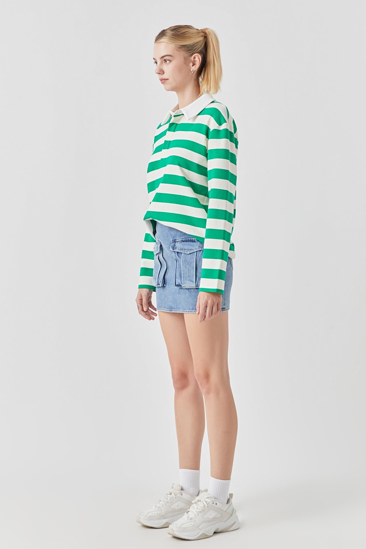 Stripe Collar Sweatshirt